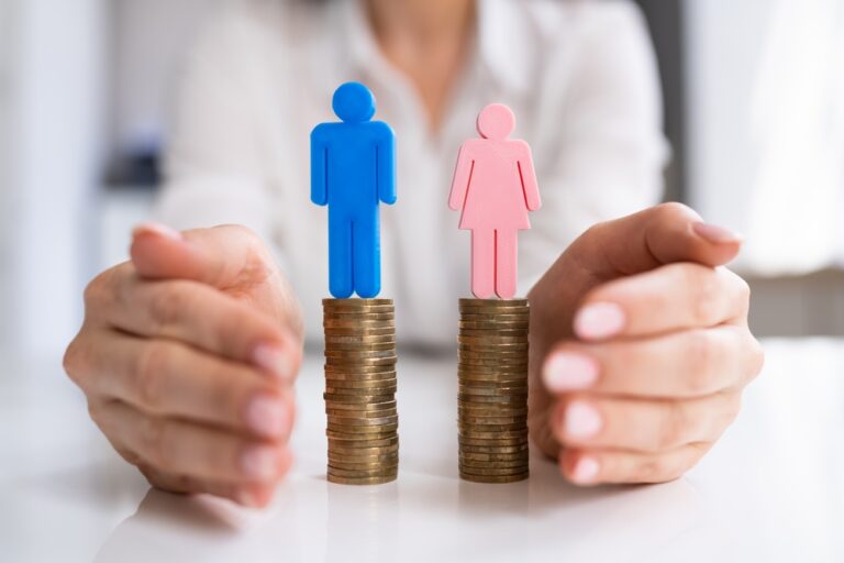 genders and debt