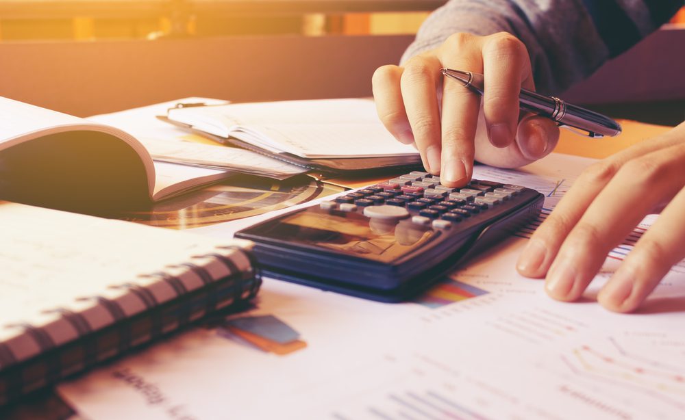 Get Out Of Debt In A Year Plan: Easy Strategy For You 1 assess